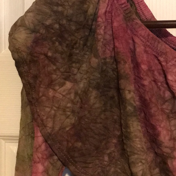 Make Offer 🌷Last 1️⃣ Tie Dye Off the Shoulder Top - Picture 4 of 4